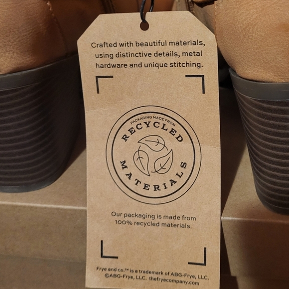 FRYE & CO Palma Camel Size 8 1/2 Wide Stacked Heel Cowboy Boots Booties New! - Picture 12 of 16